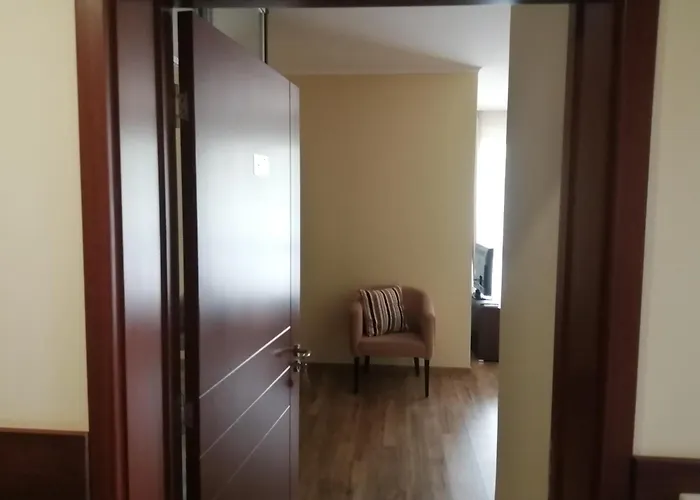 Golden Line Aparthotel *